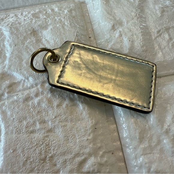 Coach Hang Tag - Patent Leather - Gold - Picture 2 of 4